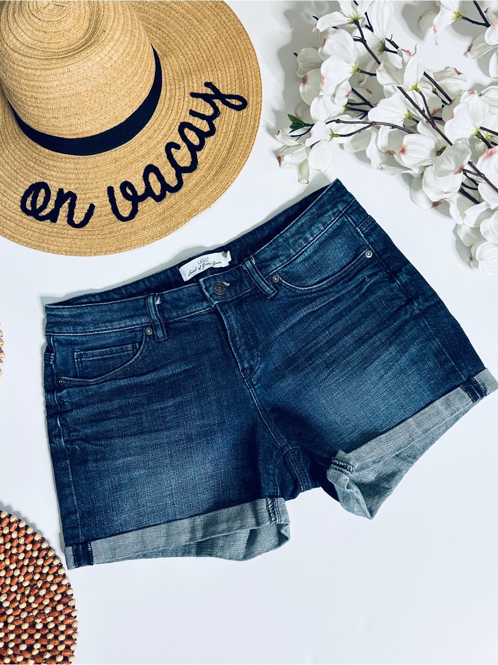 H&M L.O.G.G. Dark Wash Denim Shorts Cuffed Hem Stretch Size 26